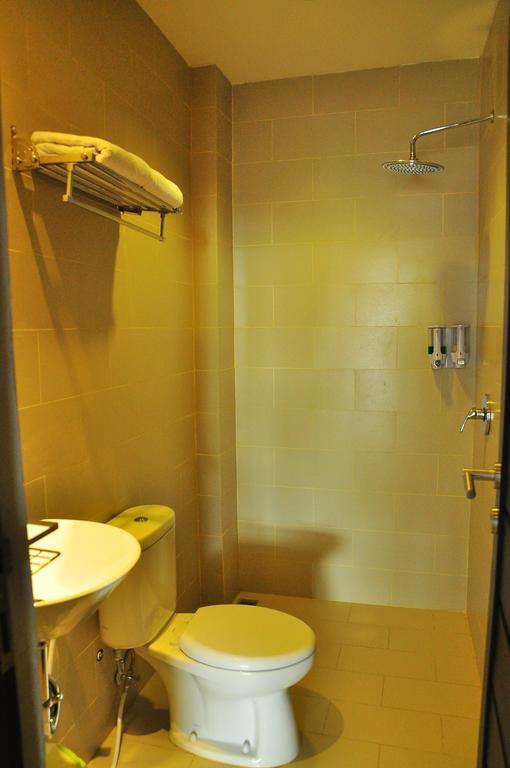ซัมเมอร์ เบ้ด แอนด์ เบรคฟาสต์ โฮเต็ล Hotel บันจาร์มาซิน ห้อง รูปภาพ