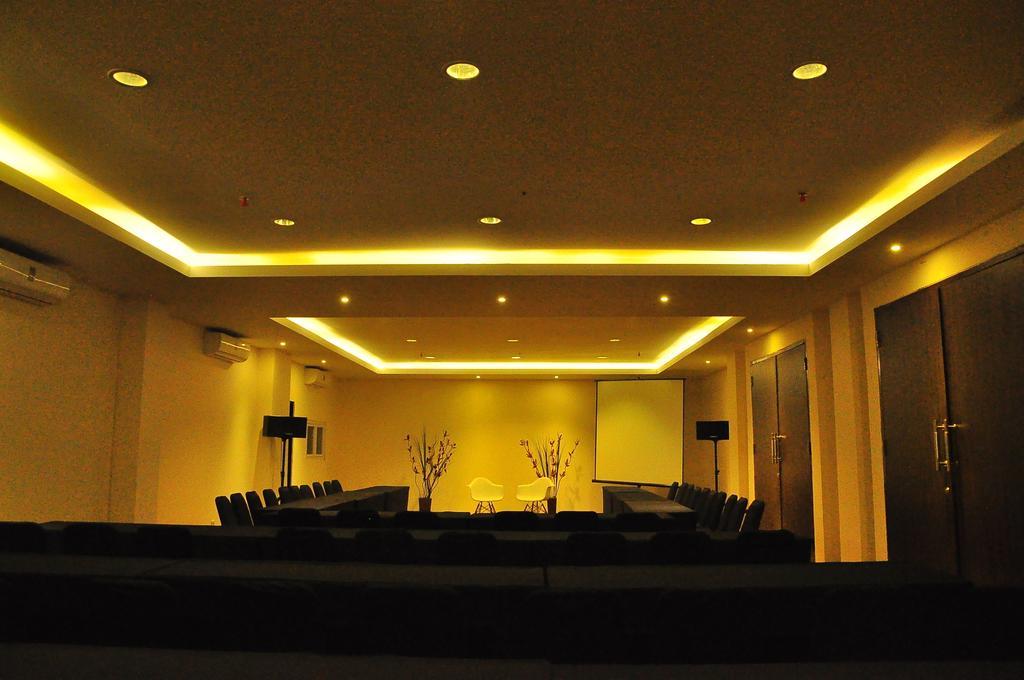 ซัมเมอร์ เบ้ด แอนด์ เบรคฟาสต์ โฮเต็ล Hotel บันจาร์มาซิน ภายนอก รูปภาพ