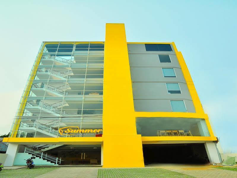 ซัมเมอร์ เบ้ด แอนด์ เบรคฟาสต์ โฮเต็ล Hotel บันจาร์มาซิน ภายนอก รูปภาพ